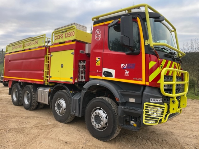 Formation à la conduite tout-terrain sur un engin de secours